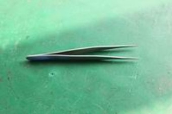 Tweezers