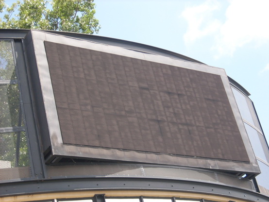 terrible quality LED display screen