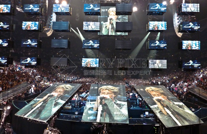 bon_jovi_roboscreens_stage